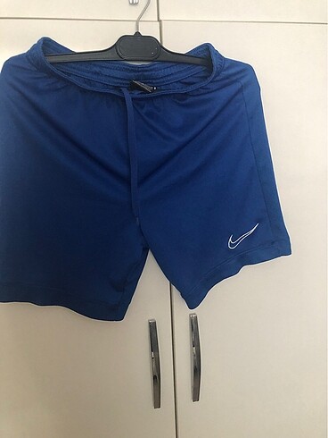 Mavi Nike erkek çocuk şort