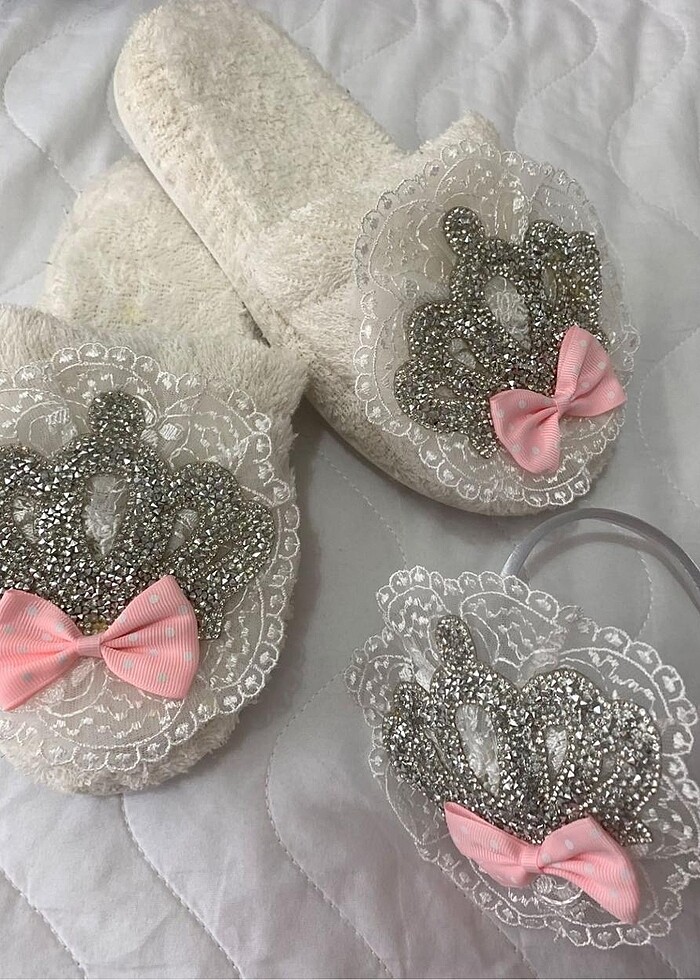 KRALİÇE TAÇ İŞLEMELİ LOHUSA TAKIMI - Görsel 2