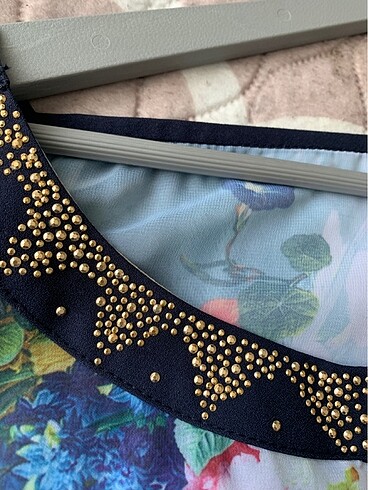 ÜSTÜ TÜL ALTI KALEM ELBİSE - Görsel 3