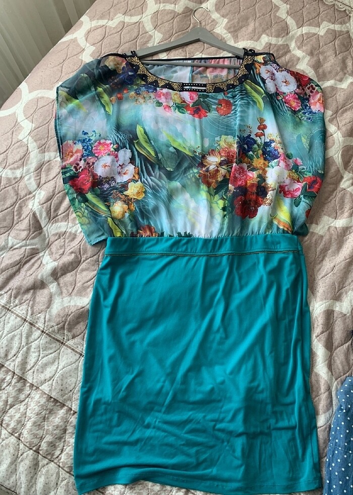 ÜSTÜ TÜL ALTI KALEM ELBİSE - Görsel 2