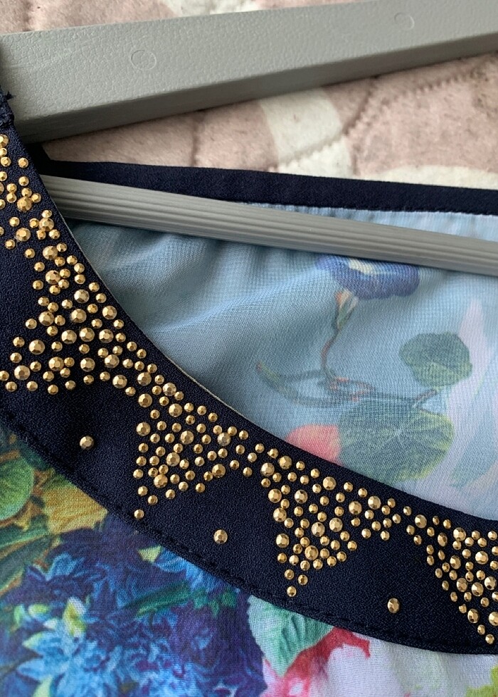 ÜSTÜ TÜL ALTI KALEM ELBİSE - Görsel 3