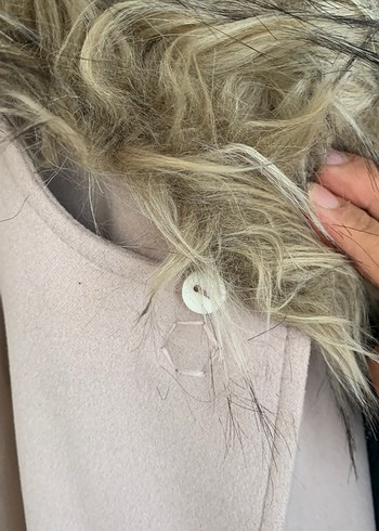 Kürk Yaka Detaylı Bej Kaban - Görsel 3