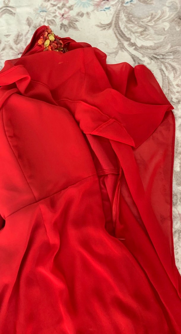 Kırmızı Drapeli Uzun Abiye Elbise - Görsel 4