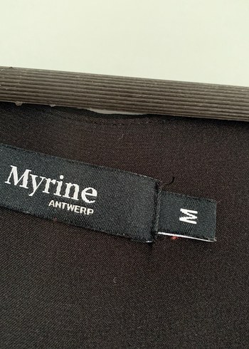 Drapeli Siyah Midi V Yaka Kolsuz Elbise - Görsel 3