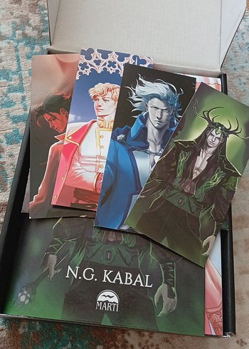 Beden Renk Lordlar ve Varisler - N.G. Kabal Roman KUTULU SET