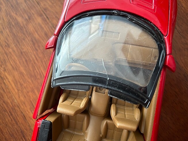 Beden Renk Nostaljik Oyuncak araba CHEVROLET CAMARO