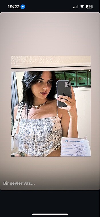 Sırt dekolteli crop