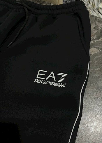 EA7 Siyah Fermuarlı Erkek Eşofman Altı - Görsel 2