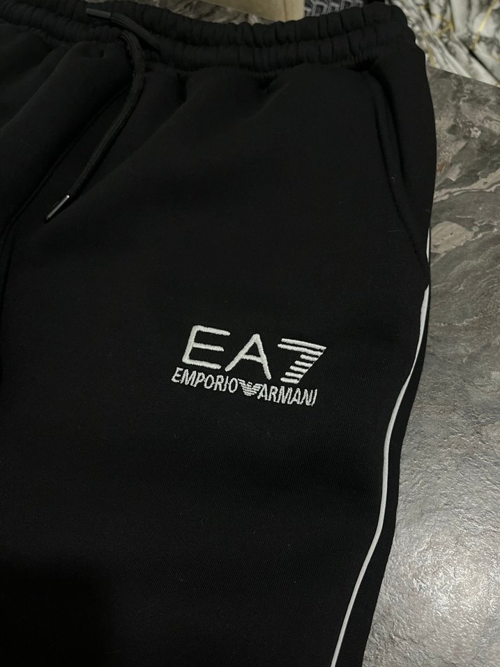 EA7 Siyah Fermuarlı Erkek Eşofman Altı - Görsel 2