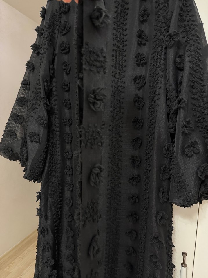 Uzun Siyah Gotik Fırfırlı Elbise - Görsel 5