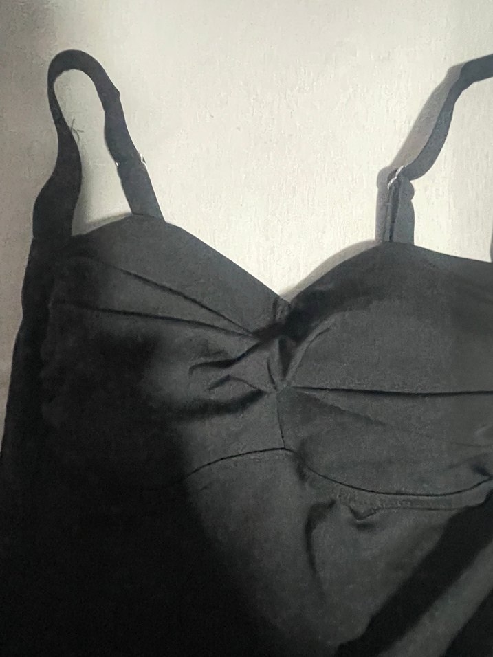 Siyah etekli mayo 42 44 beden almak isteyene ilan açarım 700 - Görsel 2