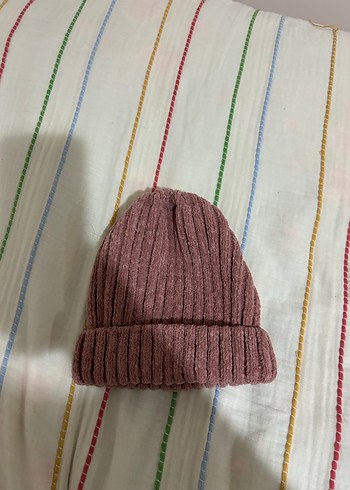 Kadın pembe Örgü Bere - Görsel 2