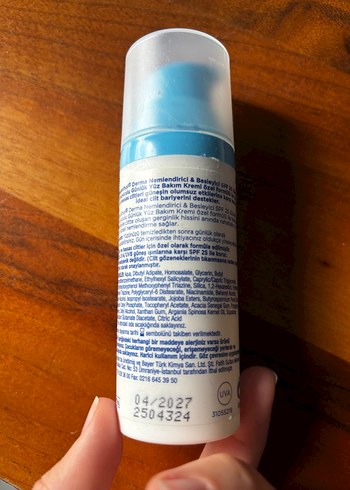 Bepanthol Derma SPF 25 Güneş Koruyucu Yüz Kremi 50 ml - Görsel 2