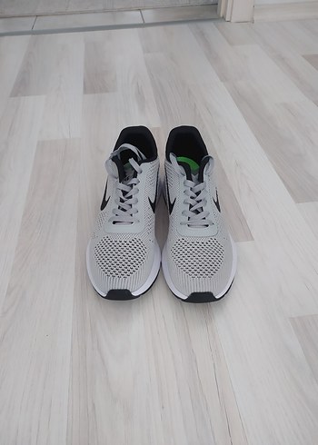 Diğer Nike Gri Erkek Spor Ayakkabı