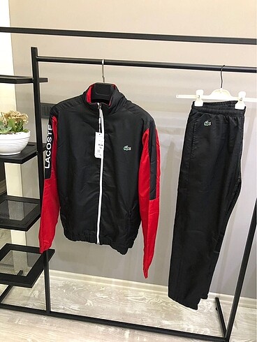 Lacoste eşofman takımı