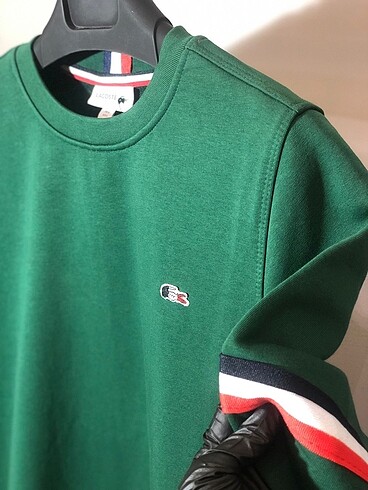 Lacoste sweet
