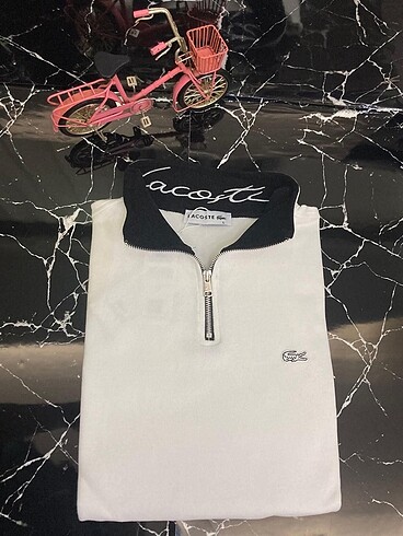 Lacoste sweet