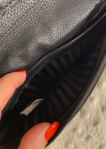 Beden Victoria Secret Siyah Nakışlı Deri Kadın Çanta