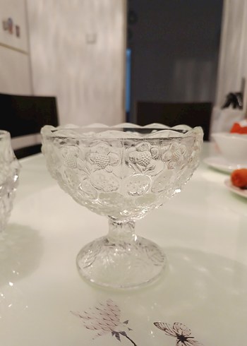 Vintage Beyaz Desenli Cam Komposto kasesi
