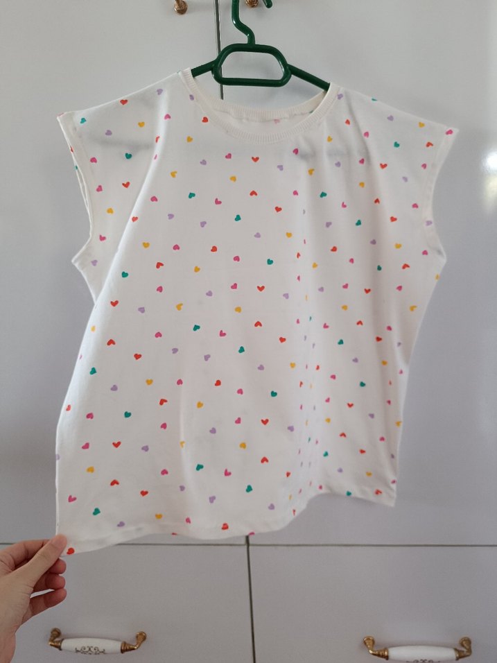 Beyaz Pamuklu Kız Çocuk Kalp Desenli Bluz 
S/XS - Görsel 2