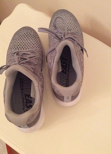 38 Beden Nike spor ayakkabı