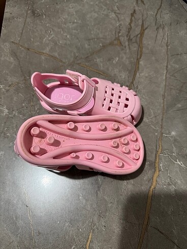 22 Beden pembe Renk İgor sandalet
