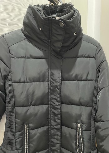 Siyah Kadın Midi Kaban, Kürklü Yakalı - Görsel 2