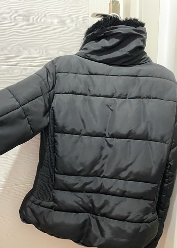 Siyah Kadın Midi Kaban, Kürklü Yakalı - Görsel 4