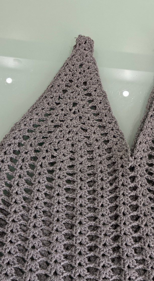 Gri V Yaka Dantel Detaylı Örgü Kadın bluz - Görsel 3