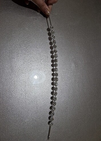 Taşlı saç aksesuarı 