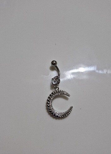 Çelik hilal göbek piercingi - Görsel 3