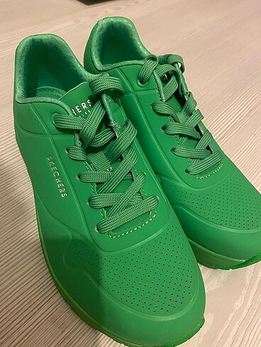 Orijinal skechers