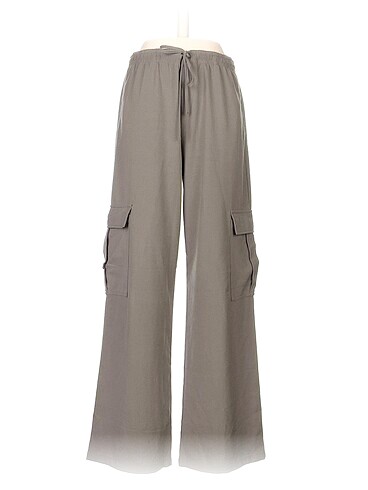 Stradivarius Düz Kesim %70 İndirimli.