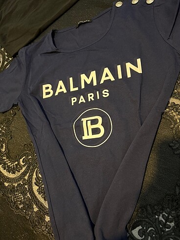 xl Beden lacivert Renk Balmain Paris tişört