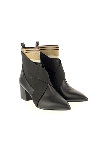 Pollini Pollini Çizme %70 İndirimli.