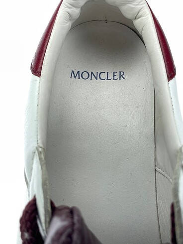 38 Beden beyaz Renk Moncler Spor Ayakkabı %70 İndirimli.