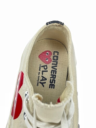 39 Beden çeşitli Renk Converse Spor Ayakkabı %70 İndirimli.