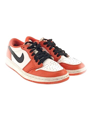 Nike Nike Spor Ayakkabı %70 İndirimli.