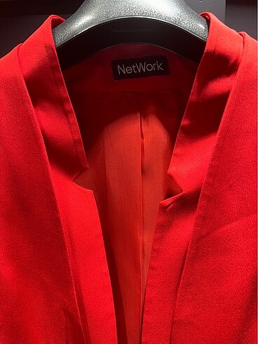 Network Network kırmızı ceket