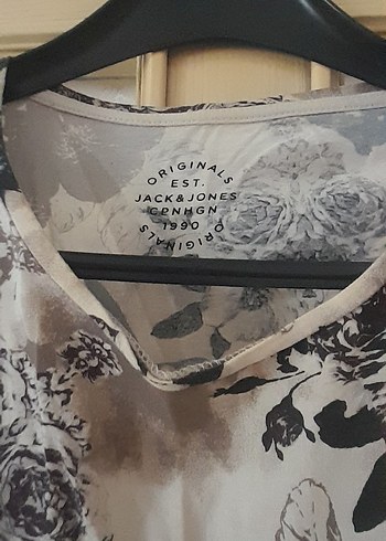 Desenli Kısa Kollu erkek Tişört - Görsel 2