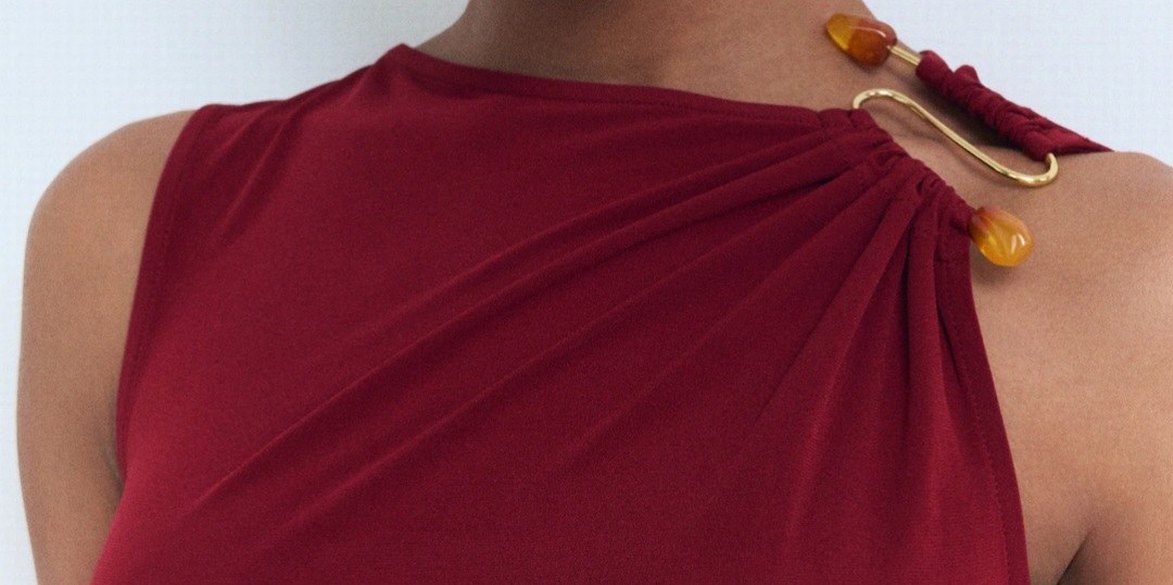 Mango Mücevher detaylı drape elbise - Görsel 4