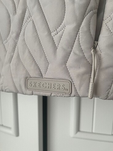 l Beden camel Renk Skechers yelek