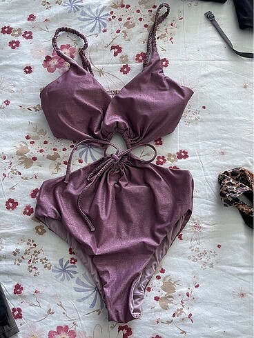 Mayo bikini