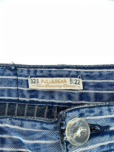 32 Beden çeşitli Renk Pull and Bear Jean / Kot %70 İndirimli.