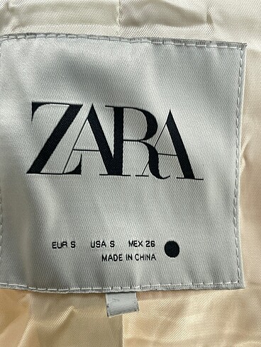 s Beden beyaz Renk Zara Kaban %70 İndirimli.