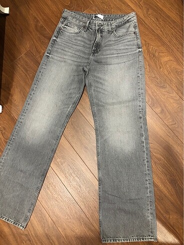 zara straight jean