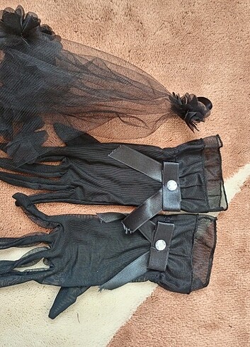 Eldiven ve halay mendili taç, küpe  - Görsel 2