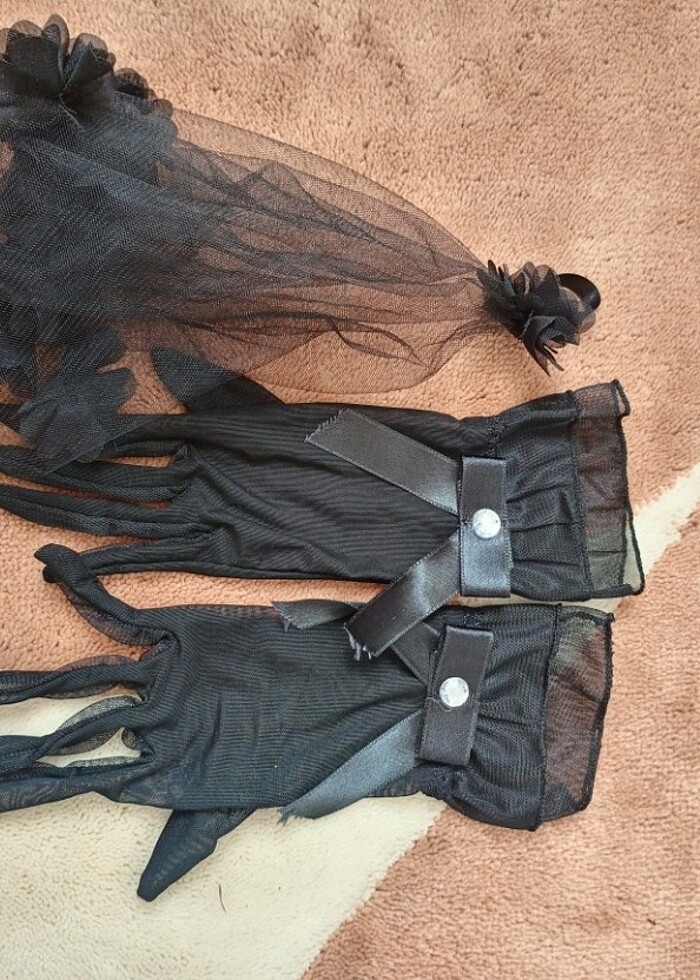 Eldiven ve halay mendili taç, küpe  - Görsel 2