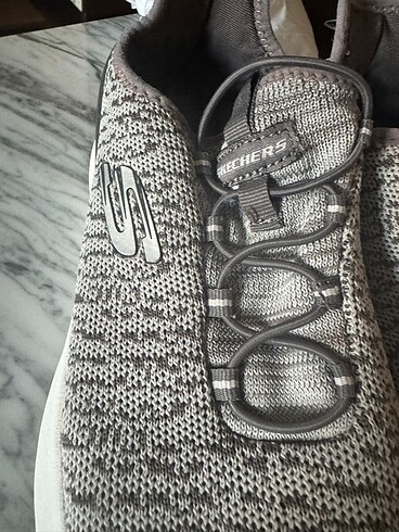 37,5 Beden İyi durumda skechers