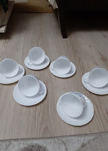 Beden beyaz Renk Antika arcopal fransiz nescafe fincanlari